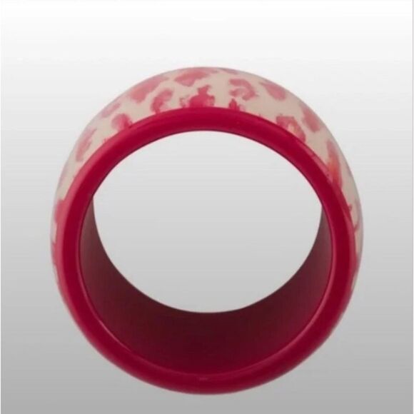 VTG *DIOR* RARE COLOR! Pink! Jungle Resin Bangle Bracelet - Picture 4 of 7